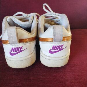 Girls Nike shoes size 4.5 (US)